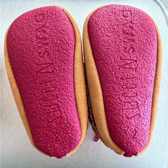 Sweet N Swag Baby Moccasin Booties Size 2 - Picture 5 of 6